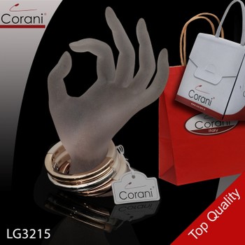 Corani cod. LG3215. Prezzo al pubblico € 25.00