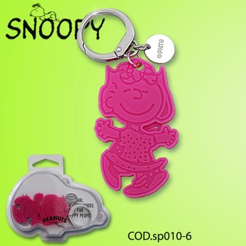 Snoopy codice SP010-6 fuxia. Prezzo al pubblico € 9,00