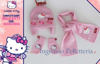 Hello Kitty cod. HK3264 rosa. Prezzo al pubblico € 17,40.